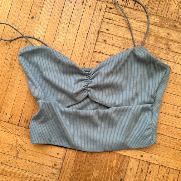 Urban outfitters cropped cut out tank - Picture 2 of 4